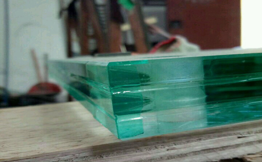 防彈玻璃實(shí)拍